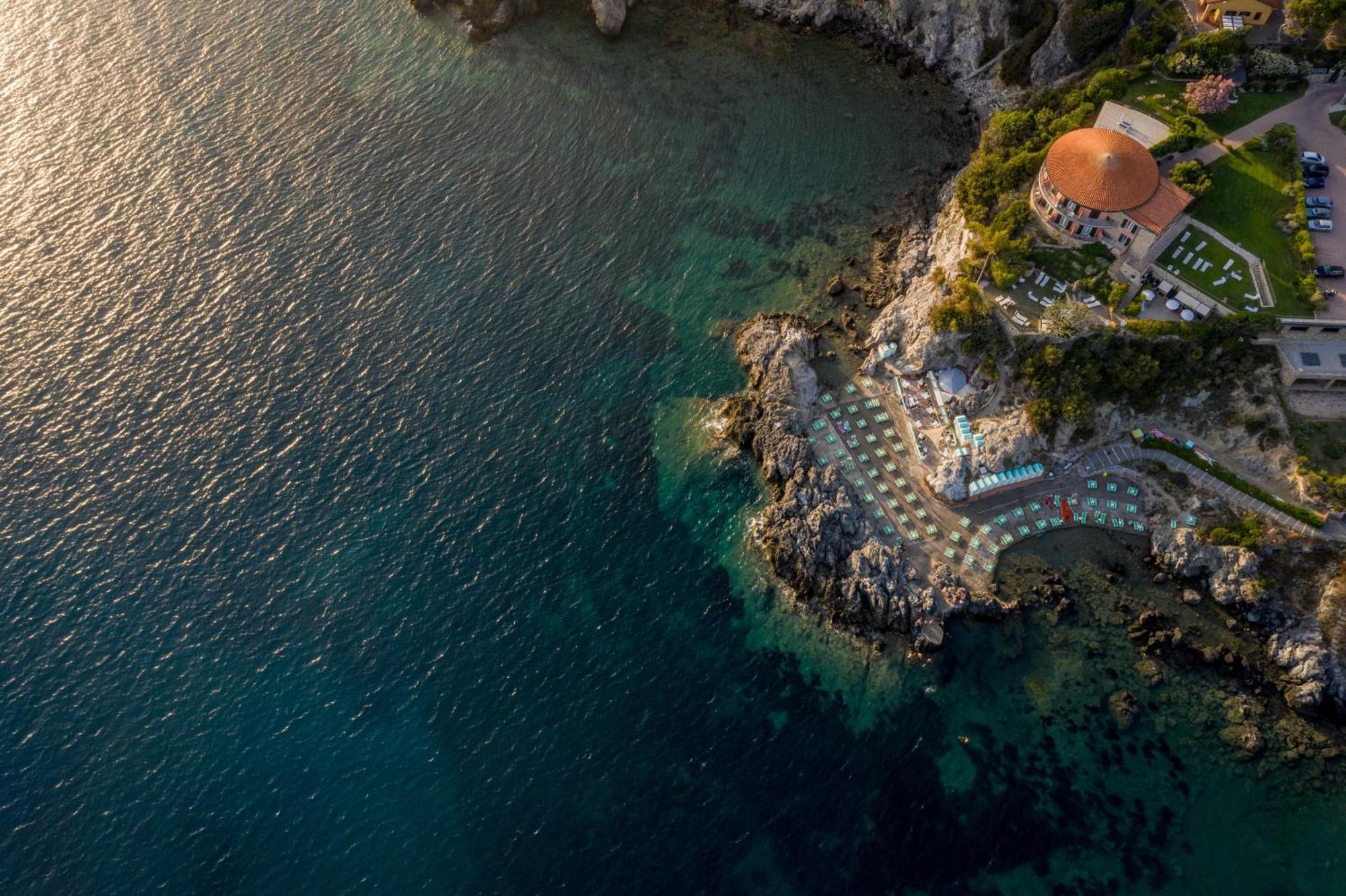Hotel Capo D'Uomo Орбетелло Экстерьер фото