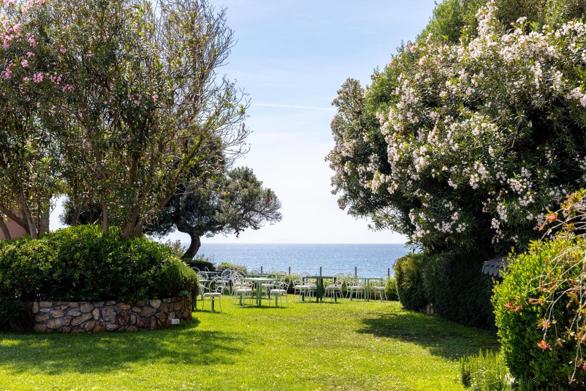 Hotel Capo D'Uomo Орбетелло Экстерьер фото